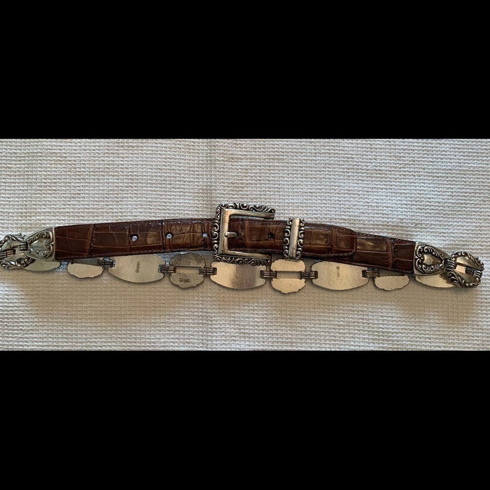 Brighton Vintage Womens Belt. Brown “croc”leather with silver toned links. Sz 32